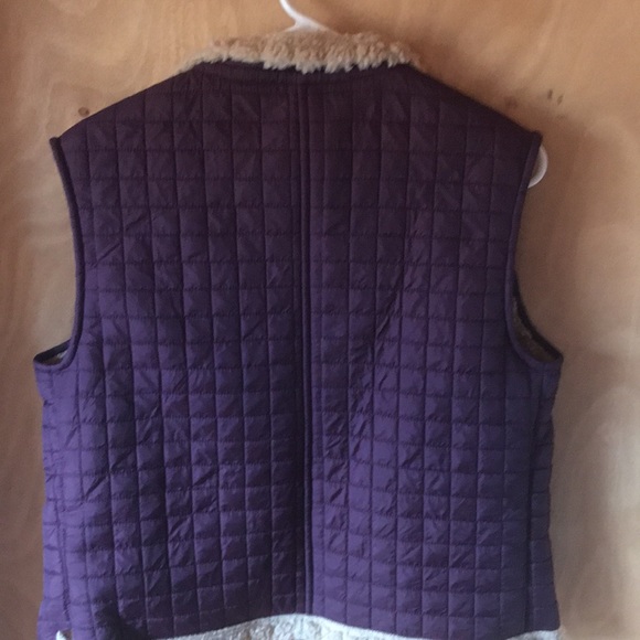 Tsunami plum nylon and fleece vest size M - Picture 5 of 7